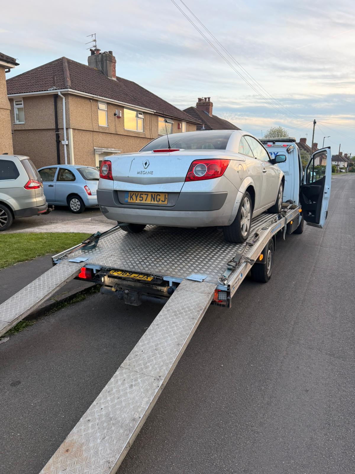 Gordano recovery truck on road